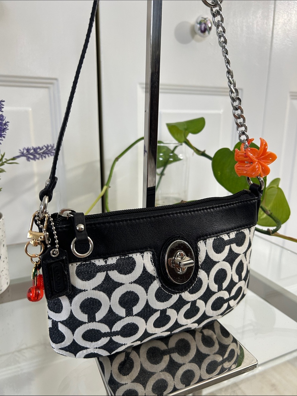 Coach Vintage Signature Pattern Mini Bag - Picture 3 of 11